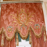 The Conservation of the royal curtain